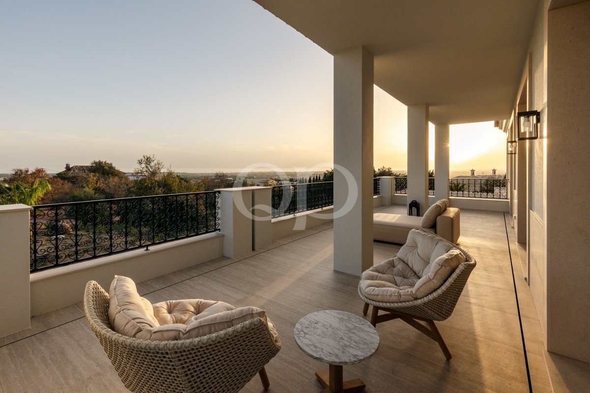 Exclusive Luxury Villa in Vale Formoso