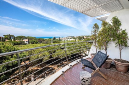 Duplex Apartment in Vale do Lobo with Stunning Sea Views