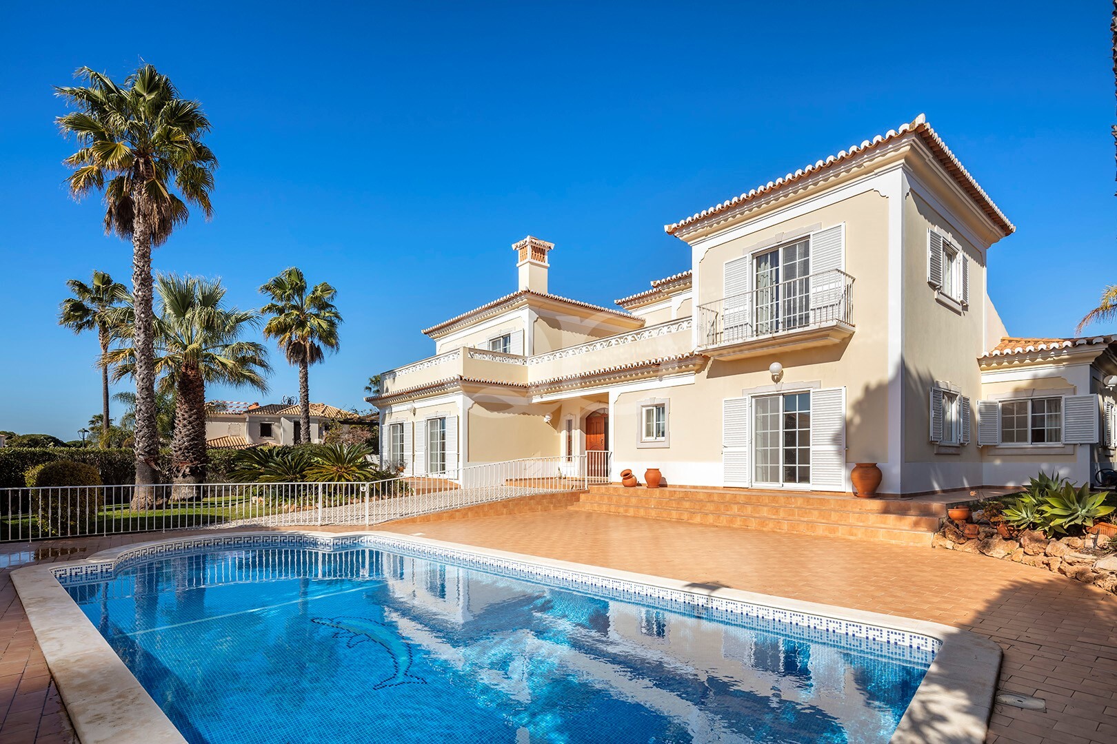 Villa for sale in Golden Triangle