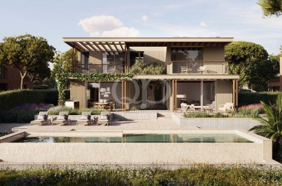 Luxury Detached House in Golden Triangle