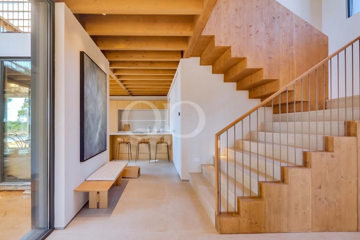 Luxury Detached House in Golden Triangle