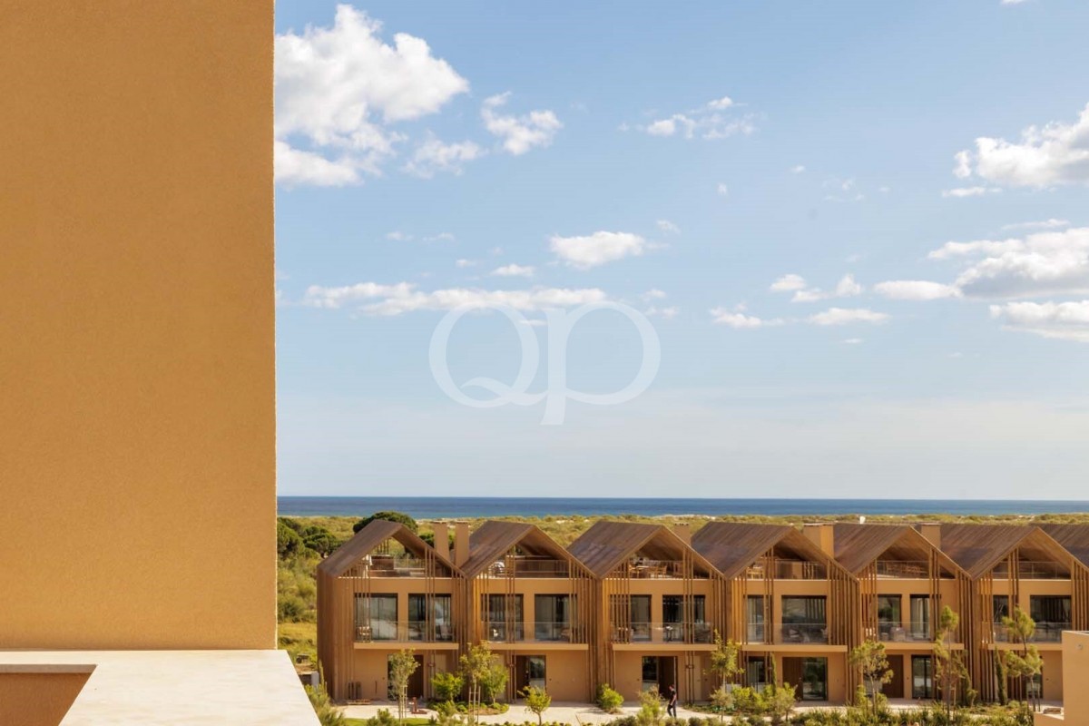 Beachside Condo in the Algarve