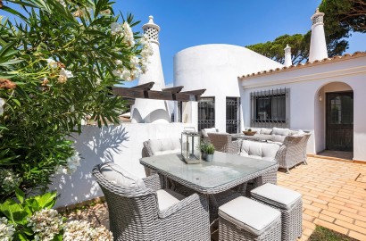 Charming Single-Level Villa with South-Facing Pool in Dunas Douradas