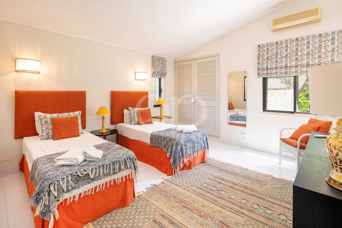 Charming Single-Level Villa with South-Facing Pool in Dunas Douradas