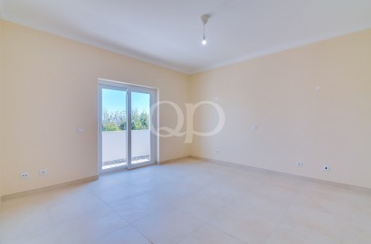 Elegant 4-Bedroom Villa in a Prime Location