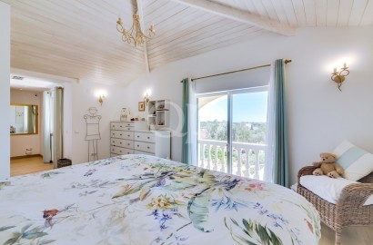 Exceptional Villa set on an Expansive Plot with Sea Views near Fuseta