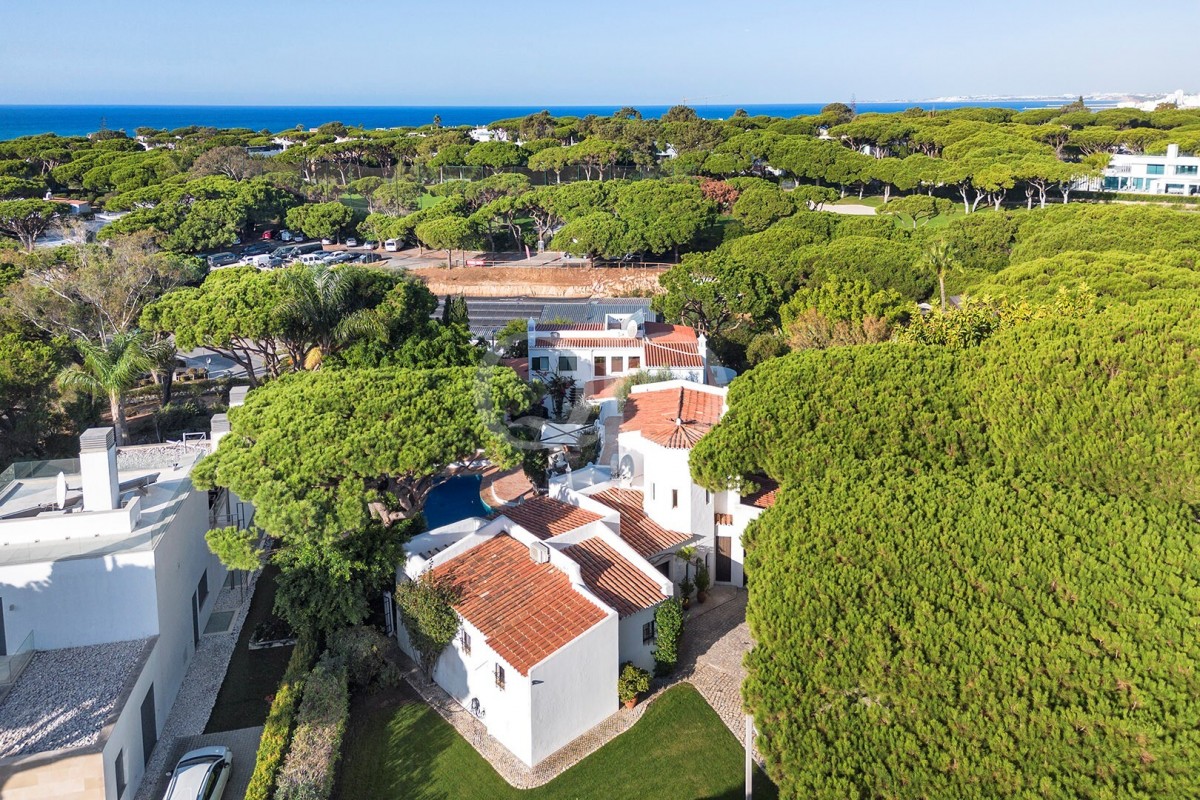Traditional and Charming Villa in Vale do Lobo