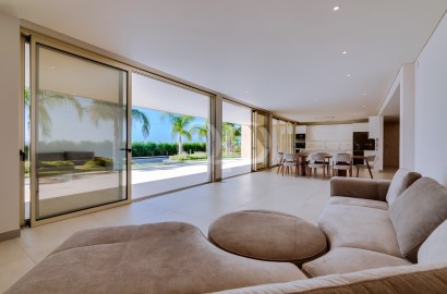 Exceptional Self-Sustainable Villa near Almancil