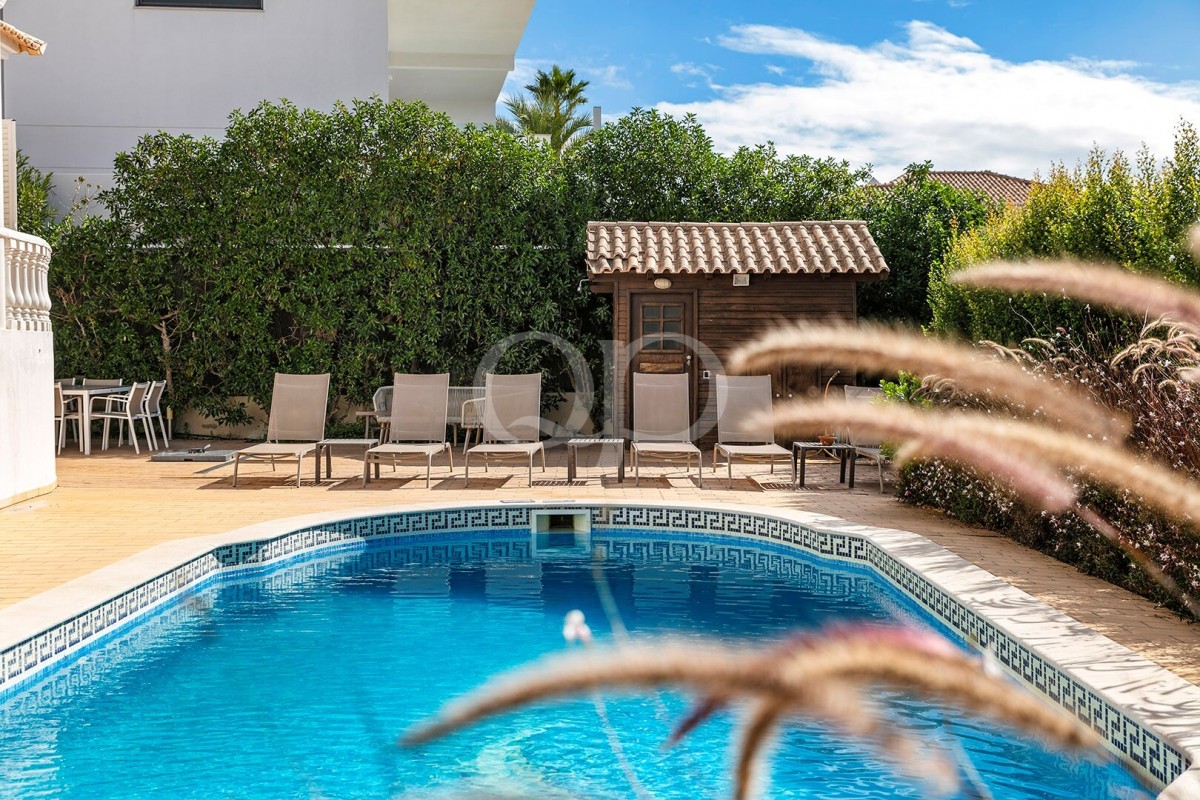 Elegant Family Villa near Quinta do Lago