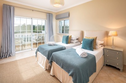 Elegant Family Villa near Quinta do Lago