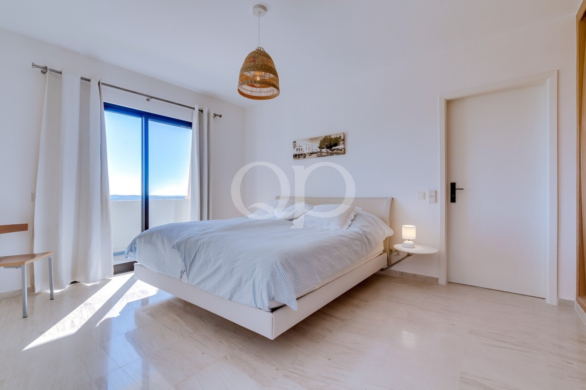 Tranquil Countryside Villa in the Hills of Loulé