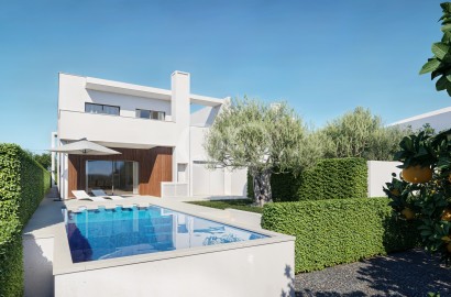 Contemporary Turnkey Villa in Bordeira, Algarve