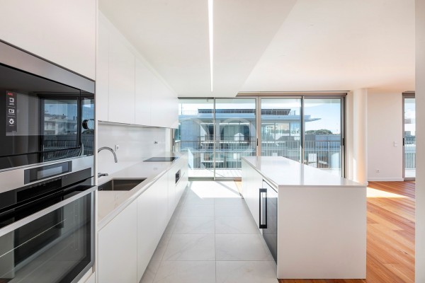 Brand new Frontline Beach Apartment