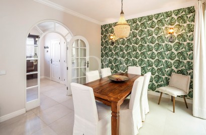 Refurbished Terraced Townhouse in Pinheiros Altos Golf Resort