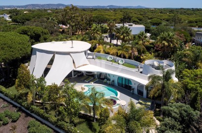 Stunning Golf-Front Villa in Vale do Lobo
