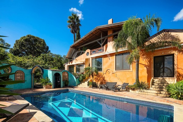 A Unique Moroccan-Inspired Villa Nestled in the Countryside of Santa Luzia