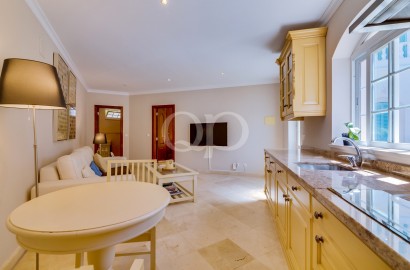 Prestigious 5-Bedroom Estate with Breathtaking Views of the Ria Formosa