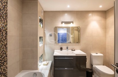 Bright and Modern Apartment with Lake and Golf Views in Quinta do Lago