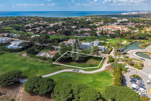 Plot with Approved Project in a Sought-After Area of Vale do Lobo