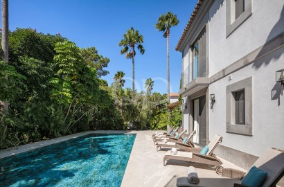 Elegant and Refurbished Villa between Quinta do Lago and Vale do Lobo