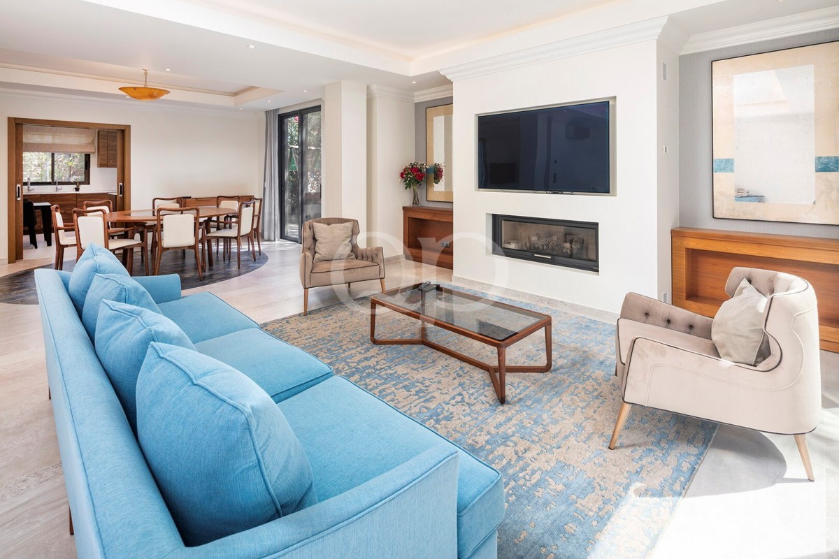 Elegant and Refurbished Villa between Quinta do Lago and Vale do Lobo
