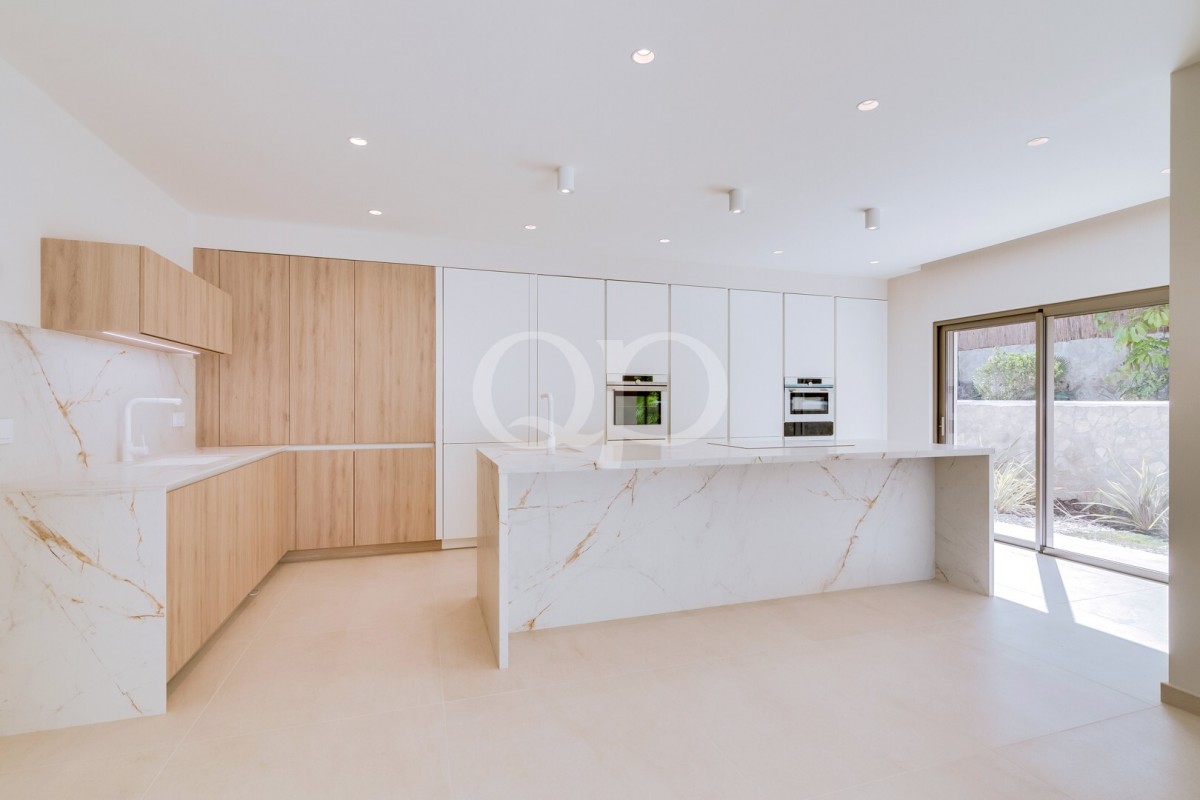 Newly Refurbished Villa in Fonte Algarve near Quinta do Lago and Vale do Lobo