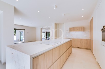 Newly Refurbished Villa in Fonte Algarve near Quinta do Lago and Vale do Lobo