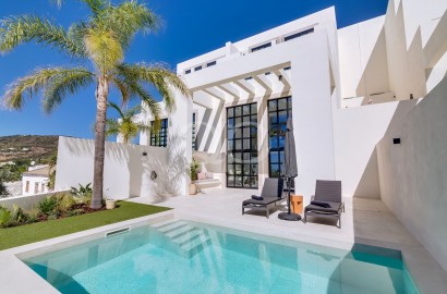 Villa with Sea Views in Santa Barbara, Algarve