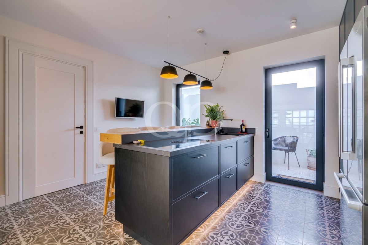 Villa with Sea Views in Santa Barbara, Algarve