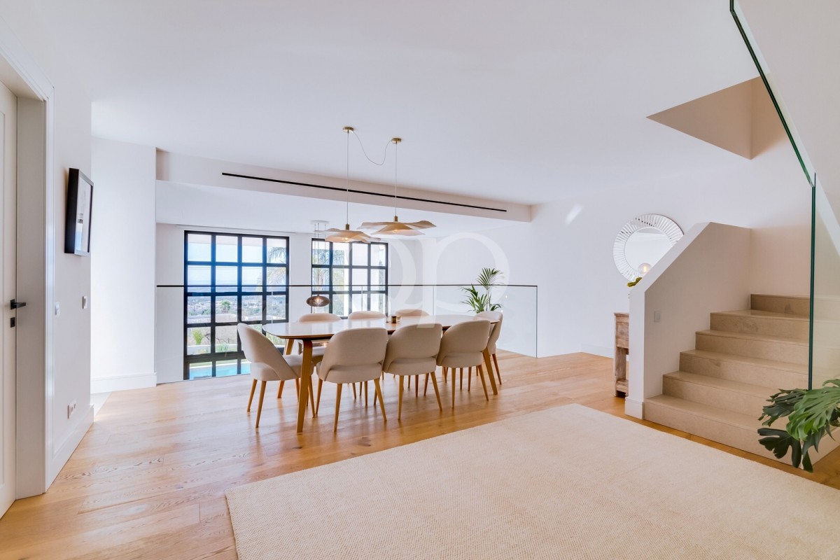 Villa with Sea Views in Santa Barbara, Algarve