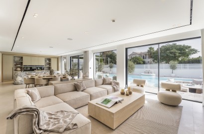 Contemporary Villa in the Prestigious Al Barari Development in Dubai