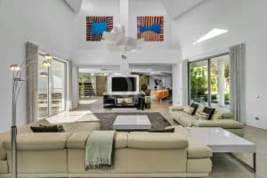 Moradia contemporânea com vista para o campo de golfe da Quinta do Lago - QP Savills