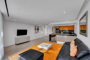 Moradia contemporânea com vista para o campo de golfe da Quinta do Lago - QP Savills