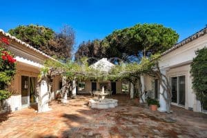 Grande Imóvel perto de Vale do Lobo - QP Savills
