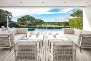 Moradia luminosa e elegante em Vale do Lobo - QP Savills