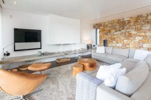 Moradia luminosa e elegante em Vale do Lobo - QP Savills
