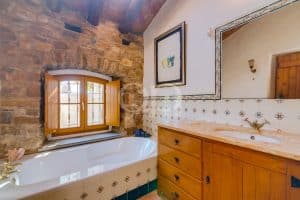 Encantadora villa tradicional com 3 quartos22