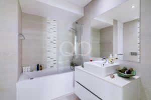 Apartamento privilegiado em primeira linha com vistas deslumbrantes25