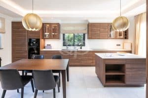 Moradia remodelada entre Quinta do Lago e Vale do Lobo - QP Savills