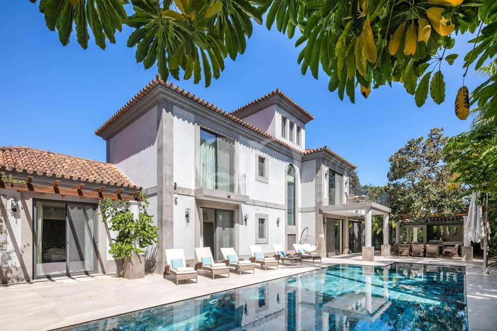 Moradia remodelada entre Quinta do Lago e Vale do Lobo - QP Savills
