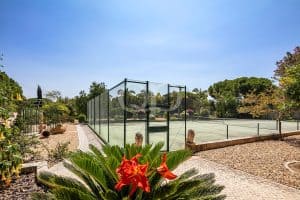 Traditional Family Villa with Tennis Court - QP Savills