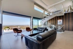 Contemporary 3-Bedroom Villa with Panoramic Ocean Views in Goldra9