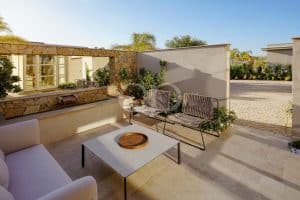 Quinta de Faro: Private Luxury Villas - QP Savills