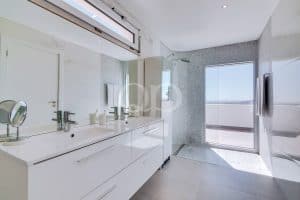 Villa excecional com 4 a 5 quartos nas colinas de Goldra36