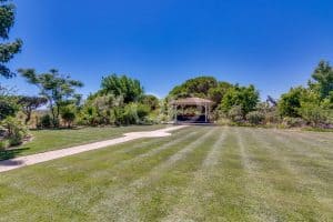 Exceptional 5-Bedroom Villa in Fuseta44