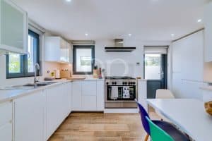 Exceptional 6 to 8-Bedroom Estate in the Golden Triangle82
