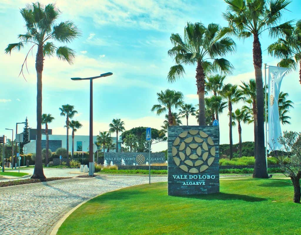 Explore Vale do Lobo