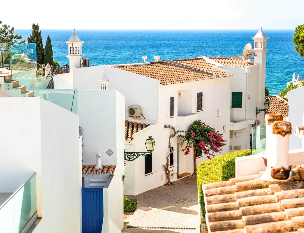 Explore Vale do Lobo