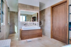 Modern Contemporary Villa in Vale Formoso12