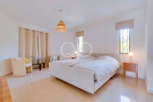 Villa tranquila no campo, nas colinas de Loulé_ü8